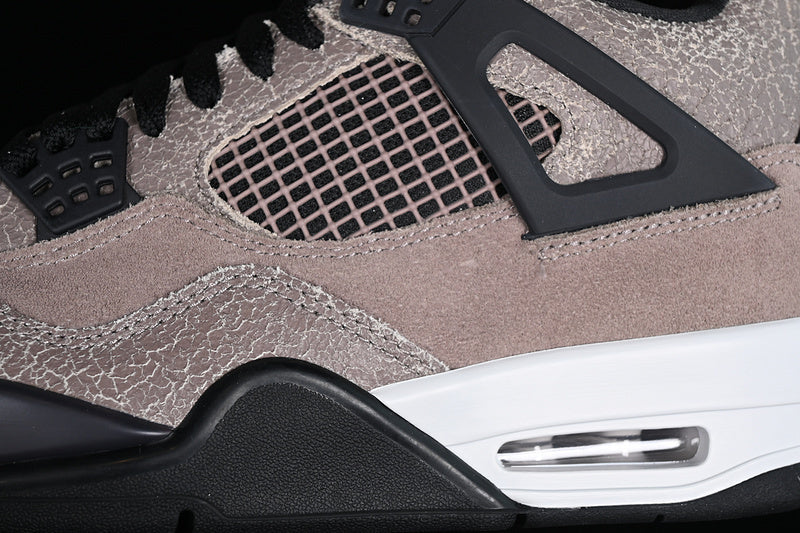 Air Jordan 4 Retro “Taupe Haze”