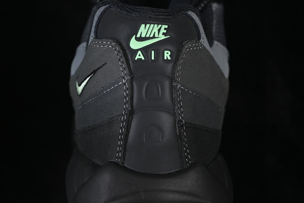 Nike Air Max 95 "Vapor Green"