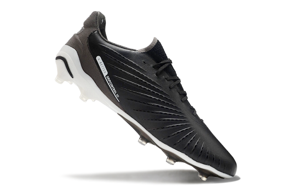 PUMA King Ultimate FG/AG "Black/White"