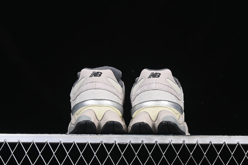 NB 9060 "Sea Salt"