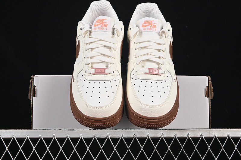 Nike Air Force 1 Low  "Sail Fauna Brown".