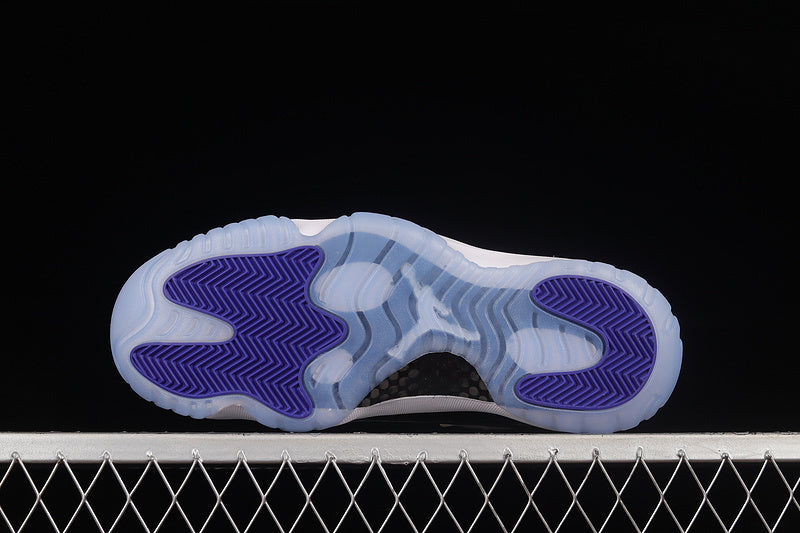 Air Jordan 11 Retro Low "Concord"