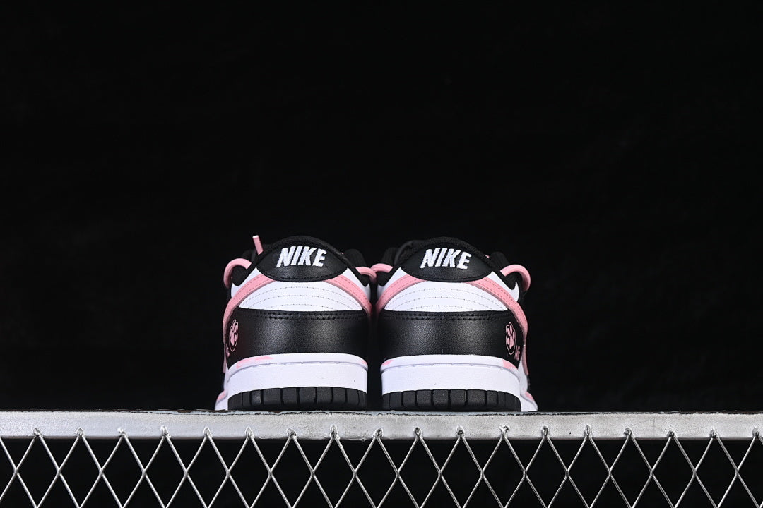 Nike SB Dunk Low X Nia "B/W Pink
