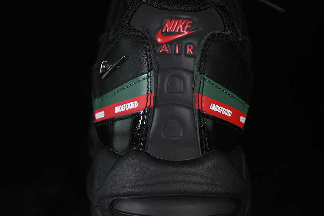 Nike Air Max 95 x UNDEFEATED "Black"