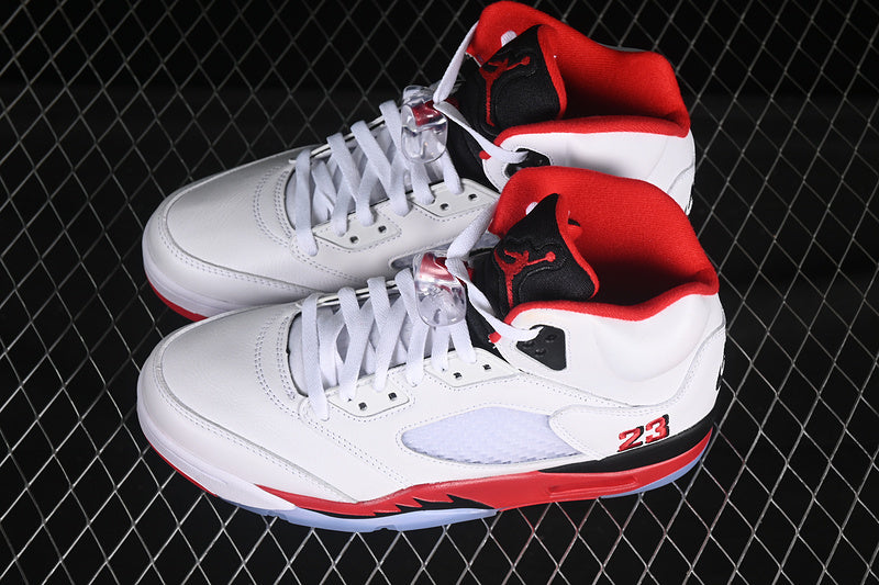 Air Jordan 5 Retro "Fire Red"