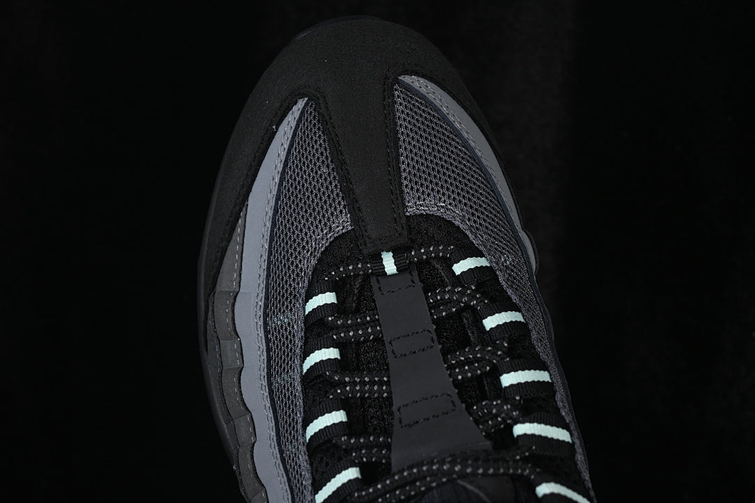 Nike Air Max 95 "Vapor Green"