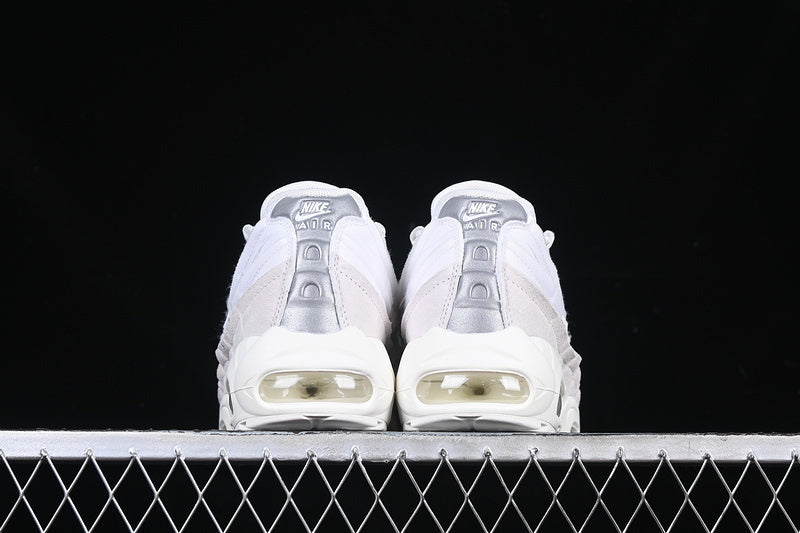 Nike Air Max 95 x Comme Des Garçons "Triple White"
