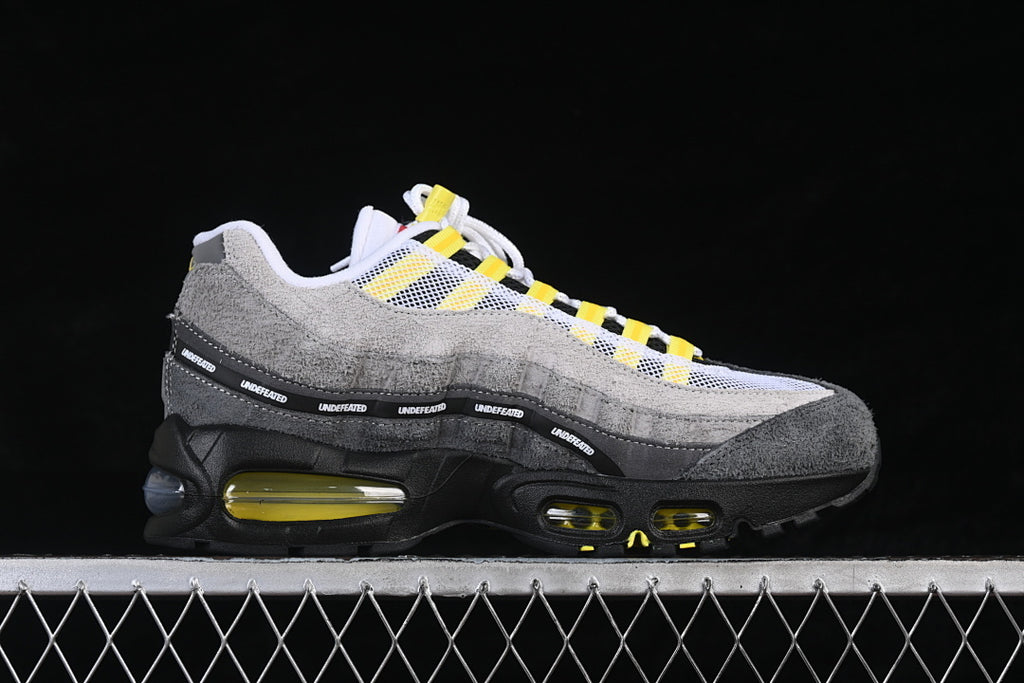 Nike Air Max 95 x UNDEFEATED "Geo Shanghai"
