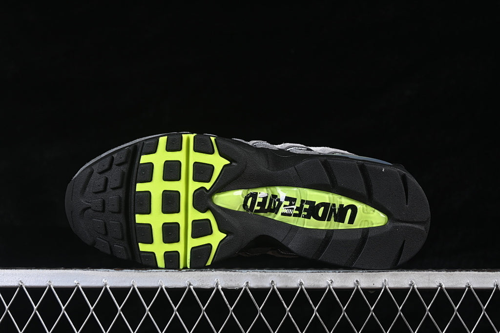 Nike Air Max 95 x UNDEFEATED "Geo NYC Neon"