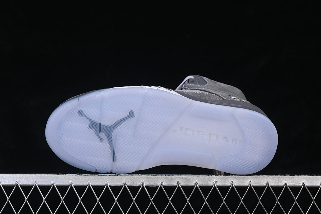 Air Jordan 5 Retro "Wolf Grey" 2026