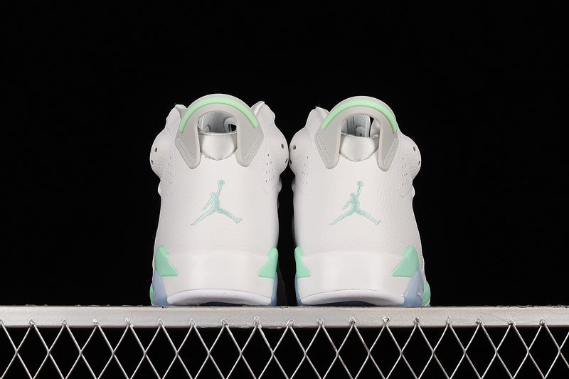 Air Jordan 6 Retro "Mint Foam"