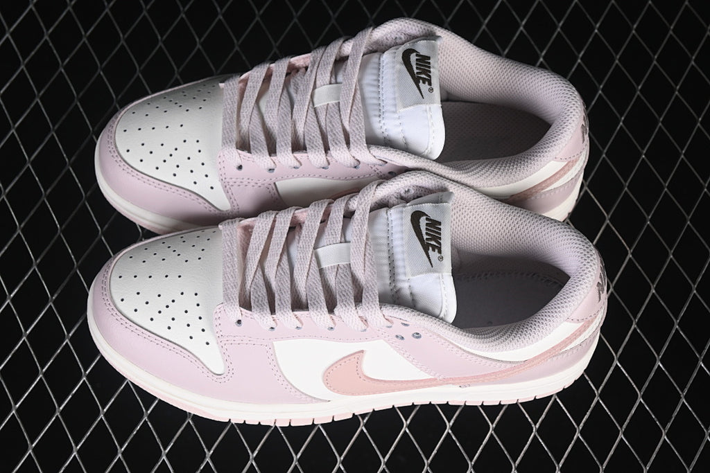 Nike SB Dunk Low "Platinum Violet"
