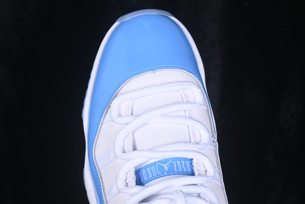 Air Jordan 11 Retro Low "University Blue" 2026