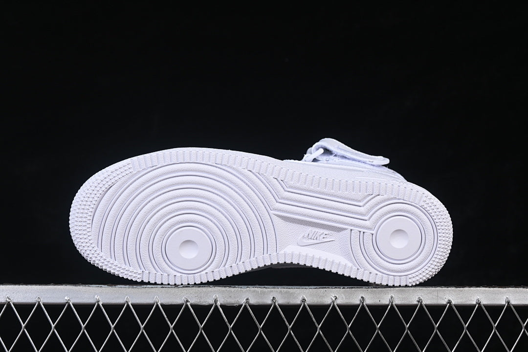 Nike Air Force 1 Mid "All White"