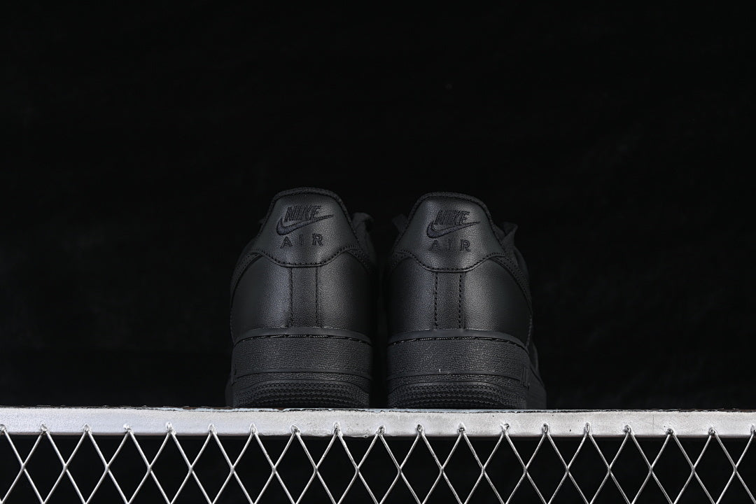 Nike Air Force 1 "Blackout"