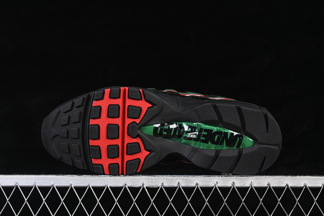 Nike Air Max 95 x UNDEFEATED "Black"