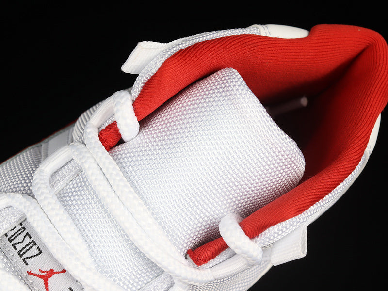 Air Jordan 11 Retro "Cherry"