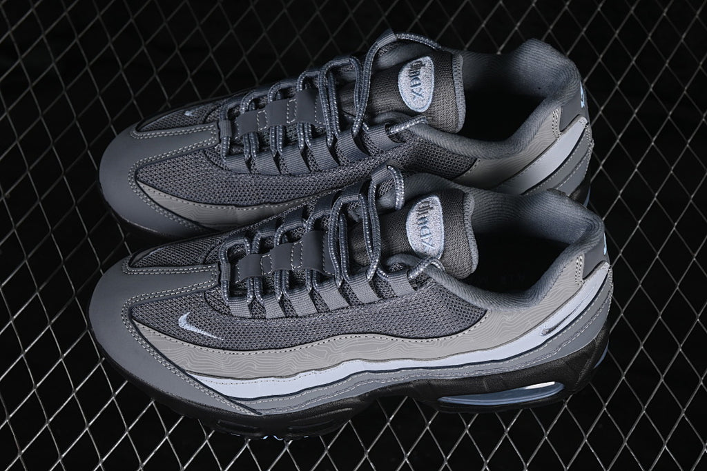 Nike Air Max 95 "Essential"