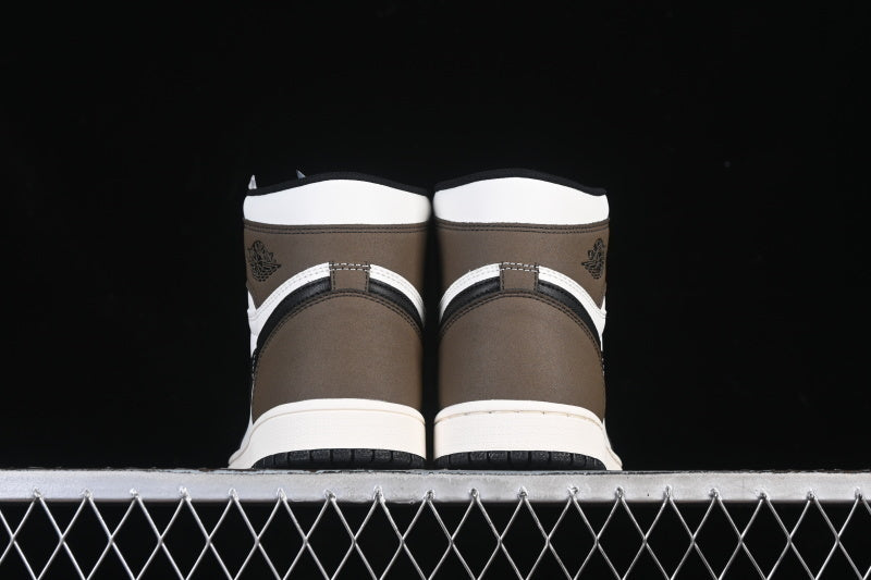 Air Jordan 1 Retro High OG "'Dark Mocha"