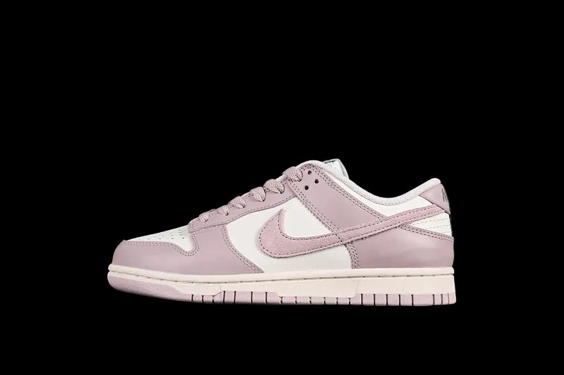 Nike SB Dunk Low "Particle Rose"