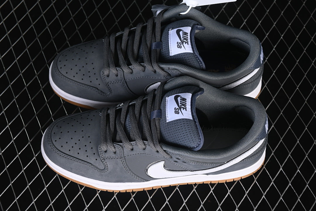 Nike SB Dunk Low "Wolf Gray"
