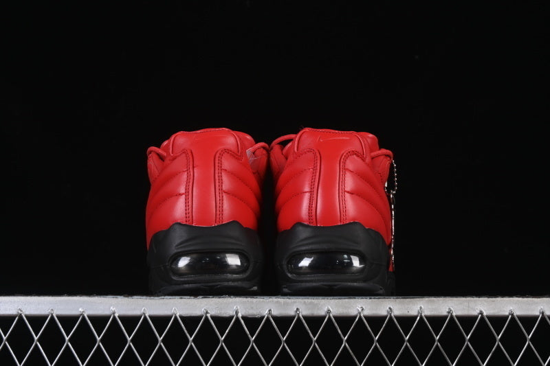 Nike Air Max 95 x Supreme "Lux Pack Red"