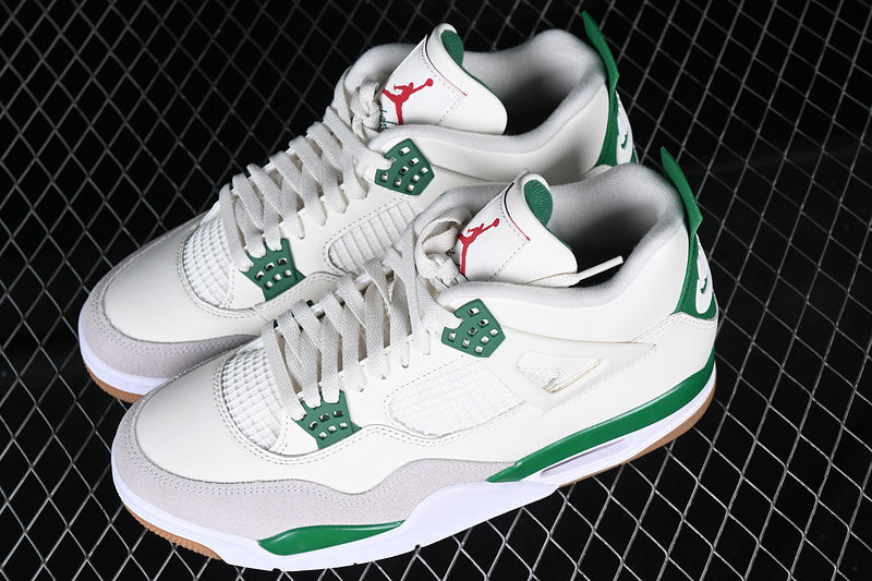 Air Jordan 4 Retro X Nike SB "Pine Green".