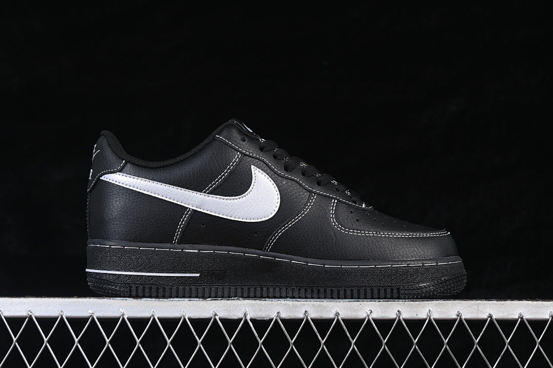 Nike Air Force 1 '07 LV8 "B&W"