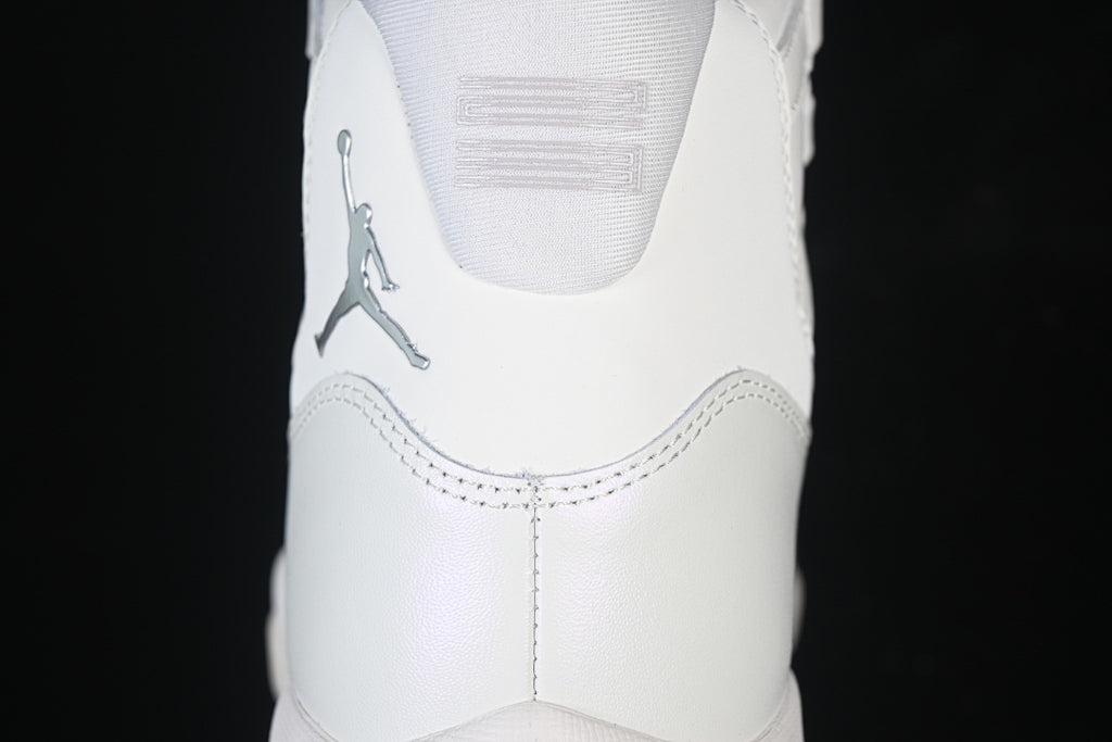 Air Jordan 11 Retro "Pearl"