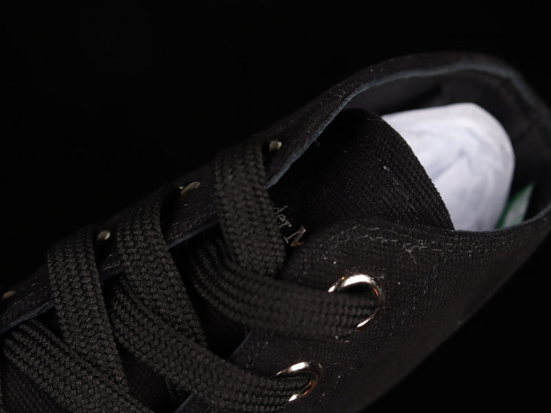 A McQ Tread Slick "Black"