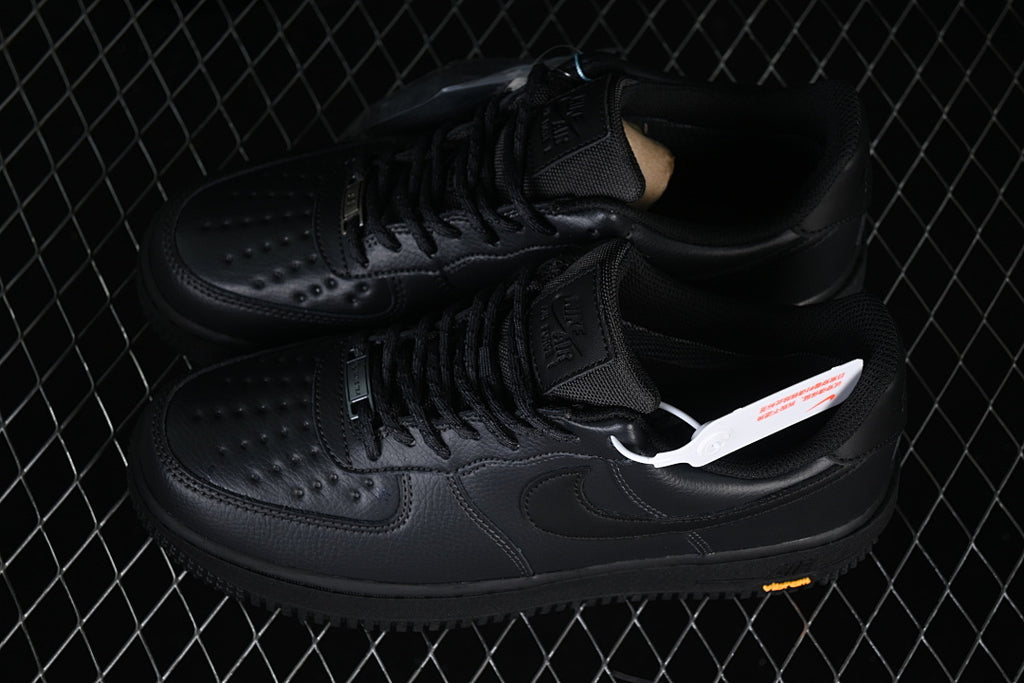 Air Force 1 Black Vibram – Premier