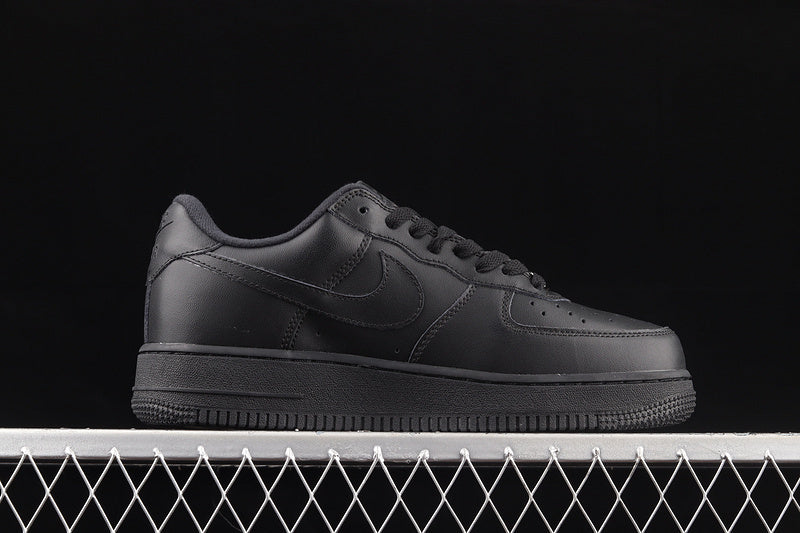 Nike Air Force 1 "Supreme Black"