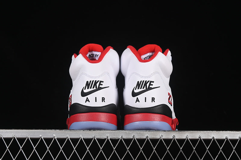 Air Jordan 5 Retro "Fire Red"