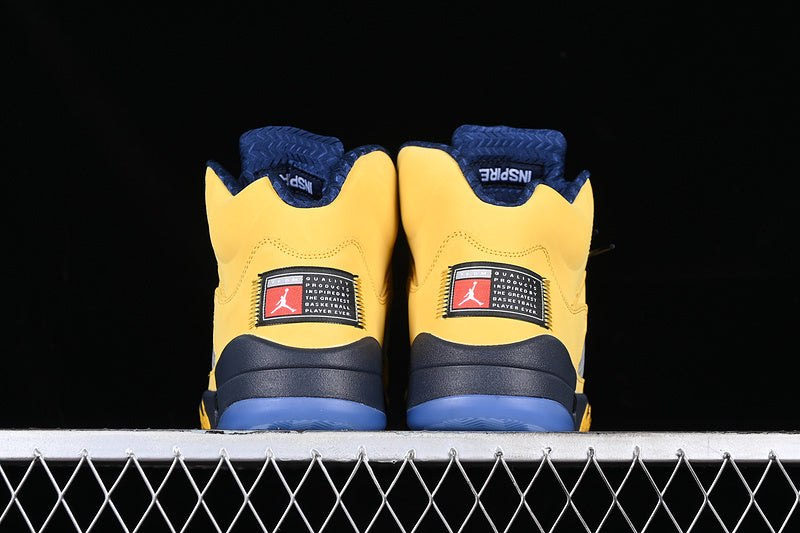 Air Jordan 5 Retro SE "Michigan"