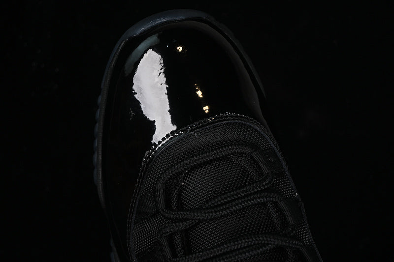 Air Jordan 11 Retro "Black"