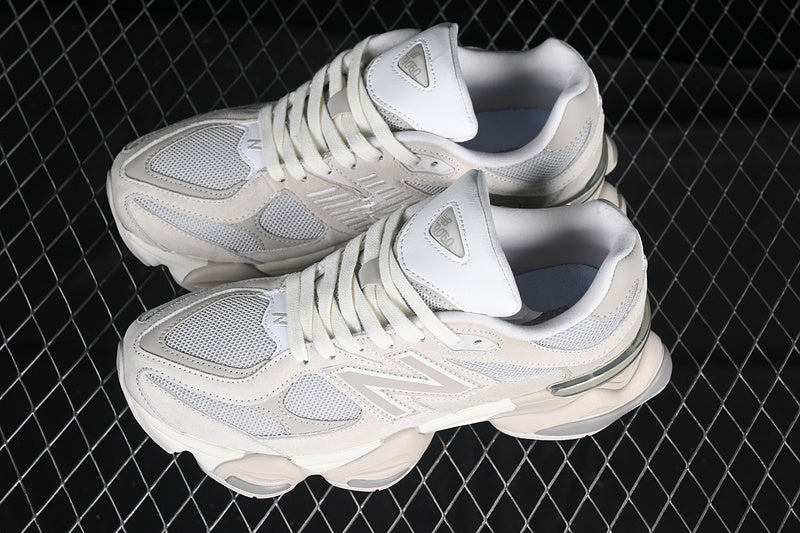 NB 9060 "Moonbeam"