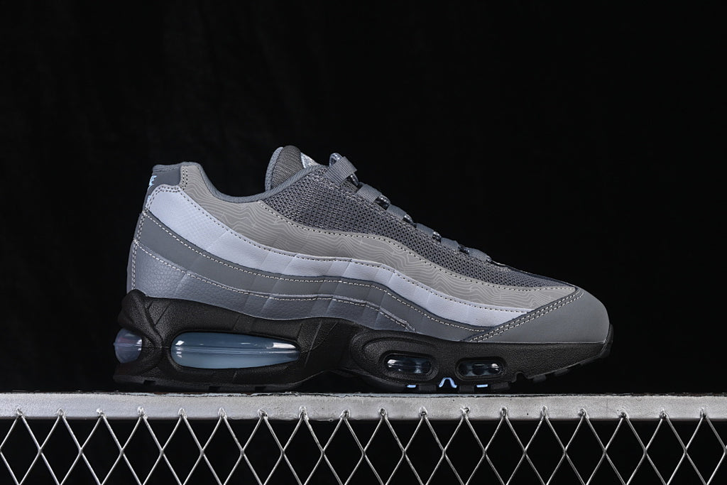 Nike Air Max 95 "Essential"