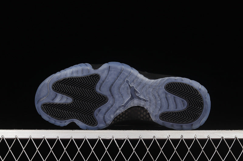 Air Jordan 11 Retro "Cap and Gown"