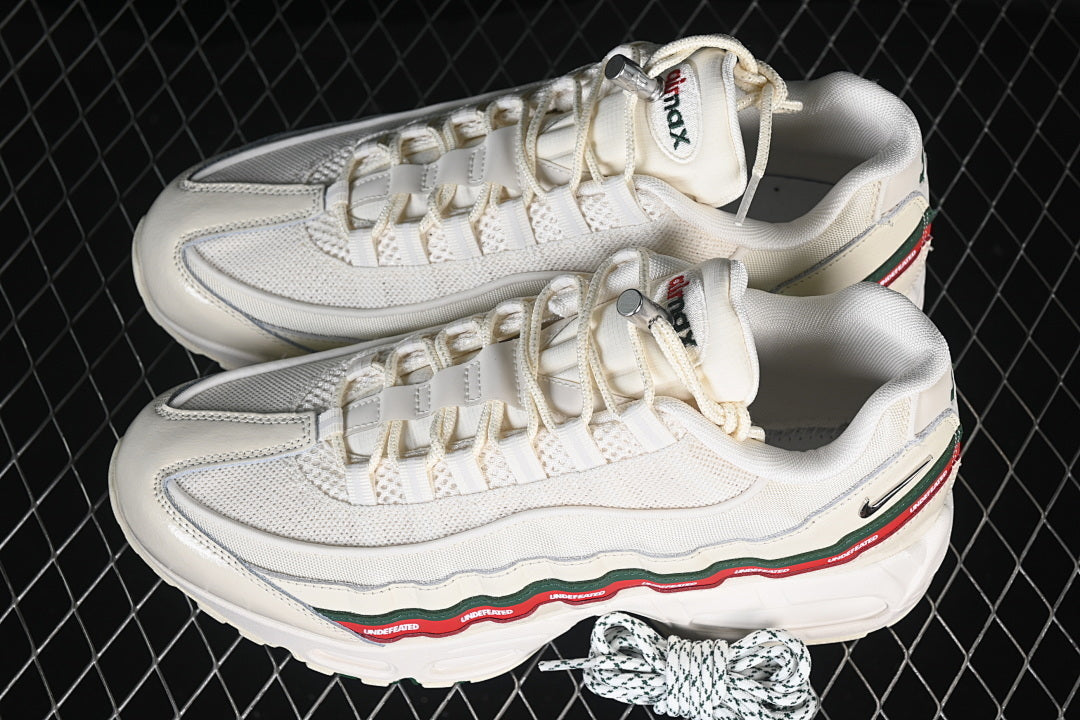 Nike Air Max 95 x UNDEFEATED "White"