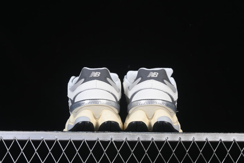 NB 9060 "Sea Salt Castlerock"