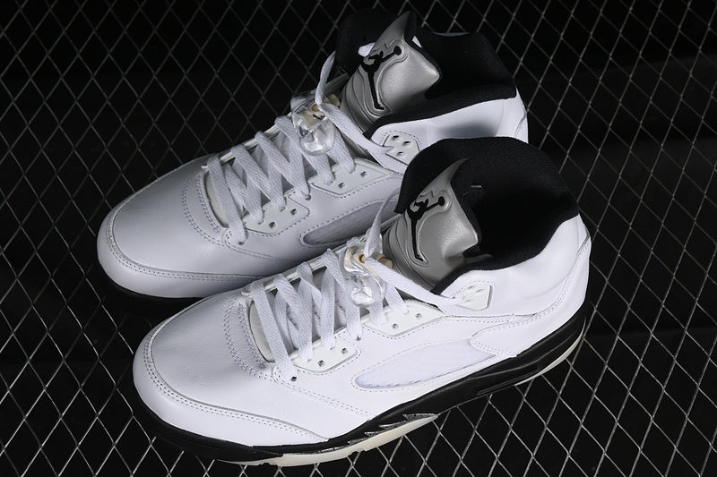 Air Jordan 5 Retro "White Black"