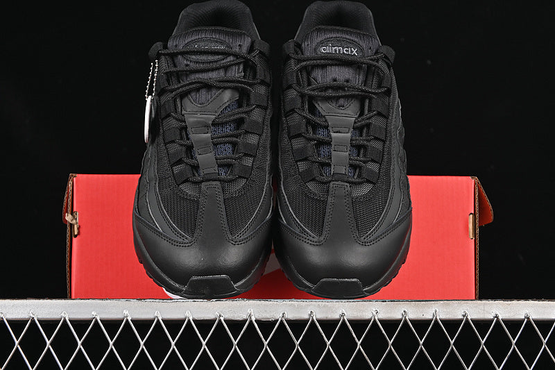 Nike Air Max 95 "Essential Black"