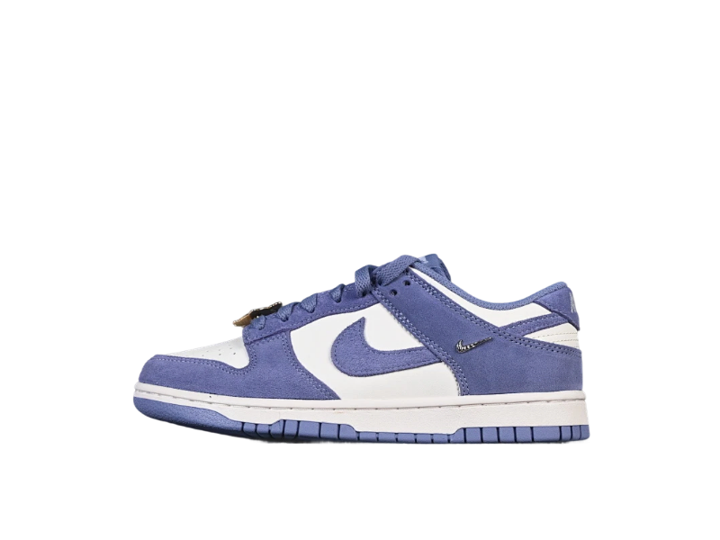 Nike SB Dunk Low "World Indigo"