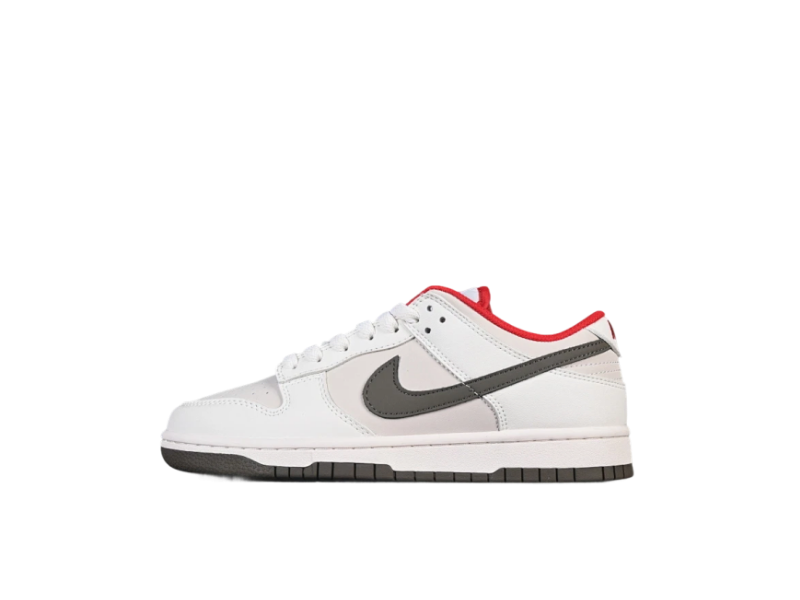 Nike SB Dunk Low "Year of the Dragon"