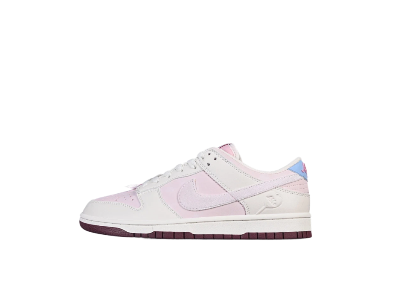 Nike SB Dunk Low "Love"