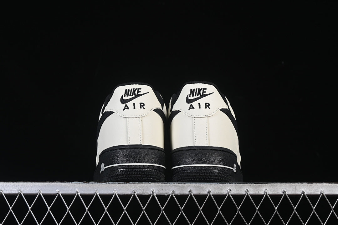 Nike Air Force 1 "Cream/Black"
