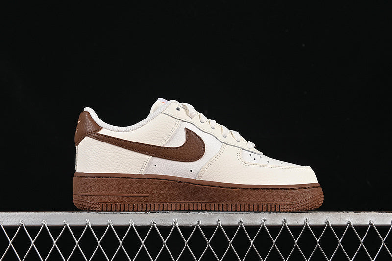 Nike Air Force 1 Low  "Sail Fauna Brown".