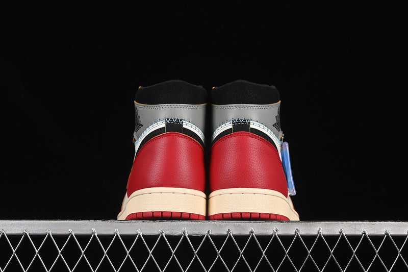 Air Jordan 1 Retro High OG SP Union LA Chicago Shadow