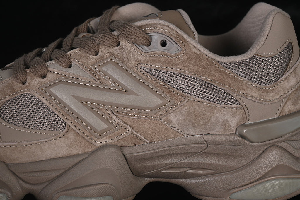 NB 9060 "Mushroom Brown"
