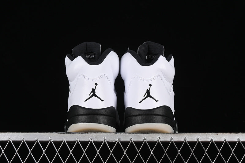 Air Jordan 5 Retro "White Black"